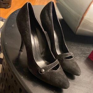 Banana Republic suede Elegant Black Women's Heels- shoe needs heel cap